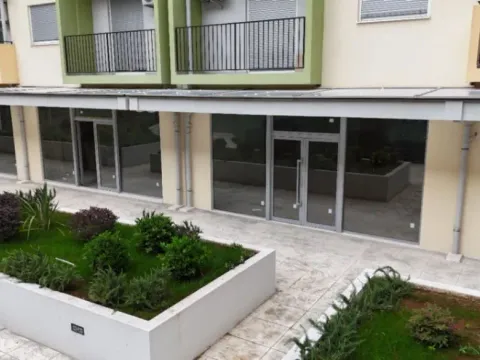 Sale, office space, 47m², Pobrežje, Podgorica - image 11