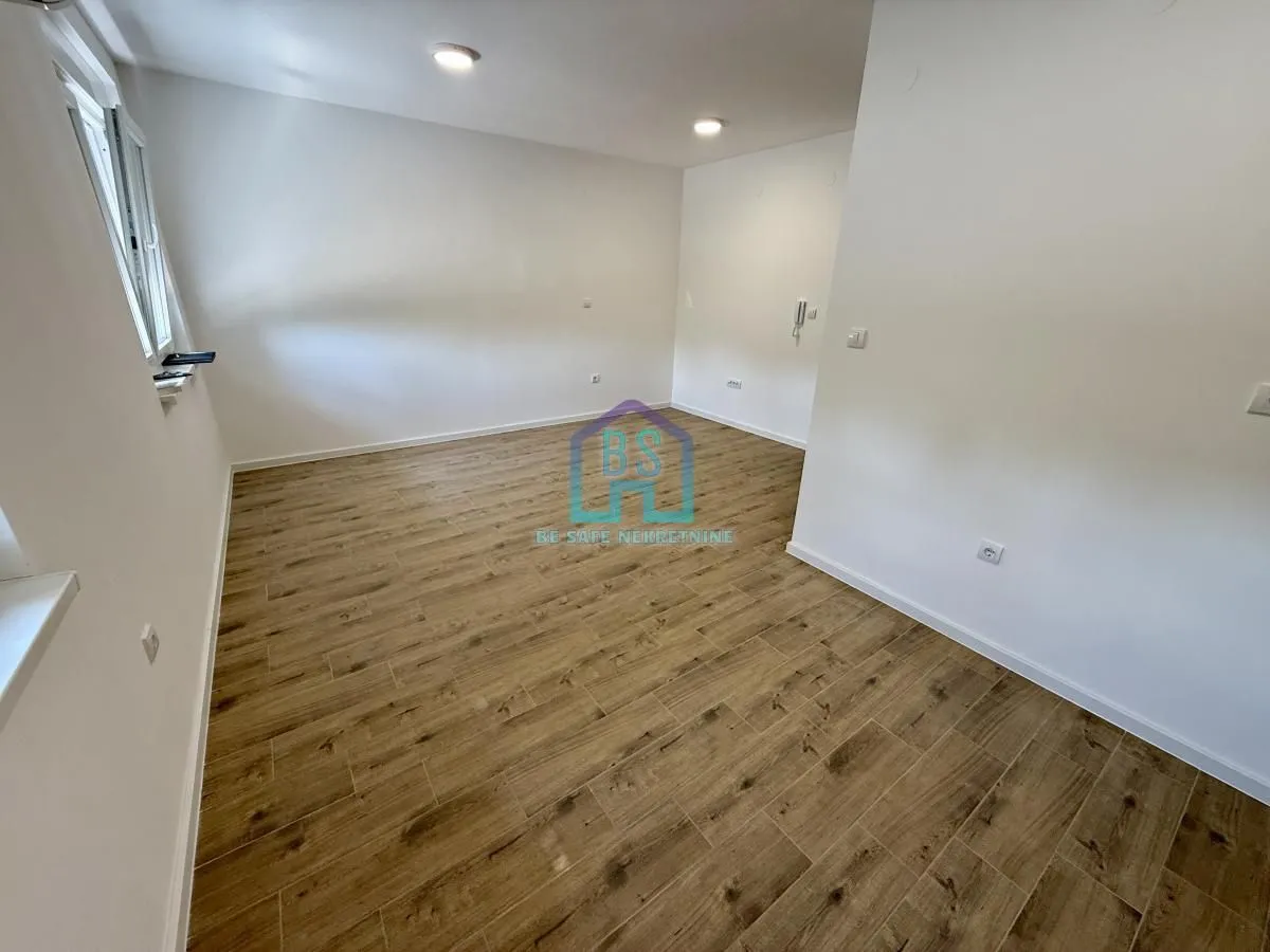 Prodaja, garsonjera, 26m², Vidovdansko naselje, Novi Sad Sve Podlokacije