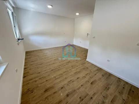 Prodaja, garsonjera, 26m², Vidovdansko naselje, Novi Sad Sve Podlokacije - image 5