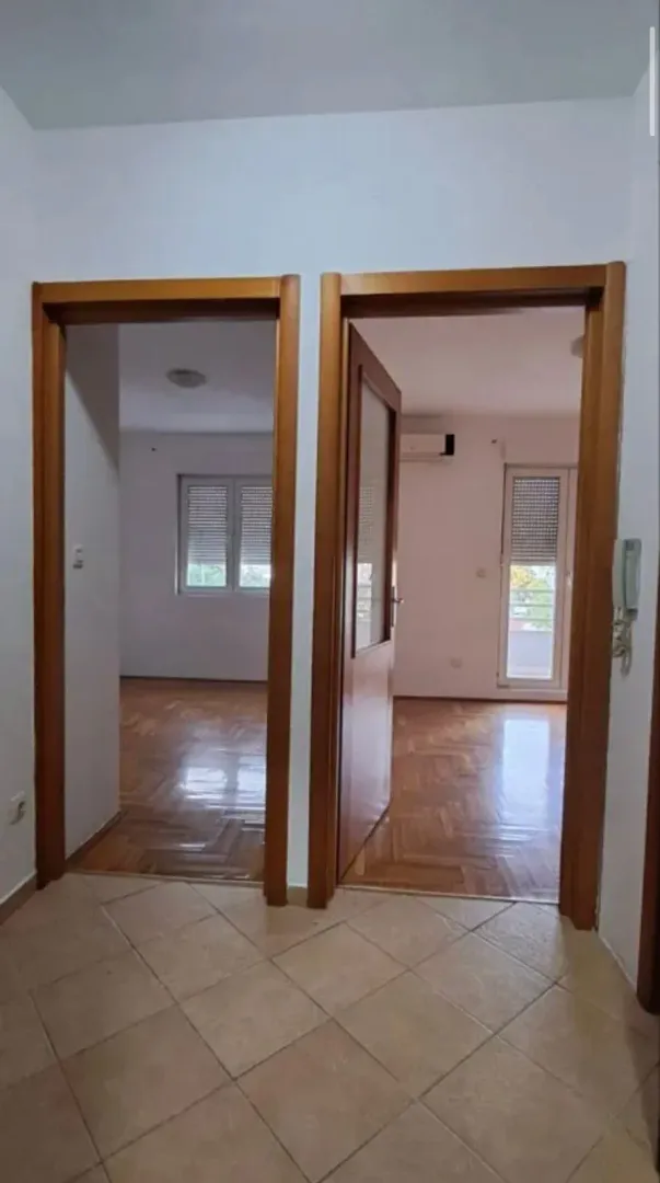 Prodaja, jednosoban stan, 36m², Stari Aerodrom, Podgorica
