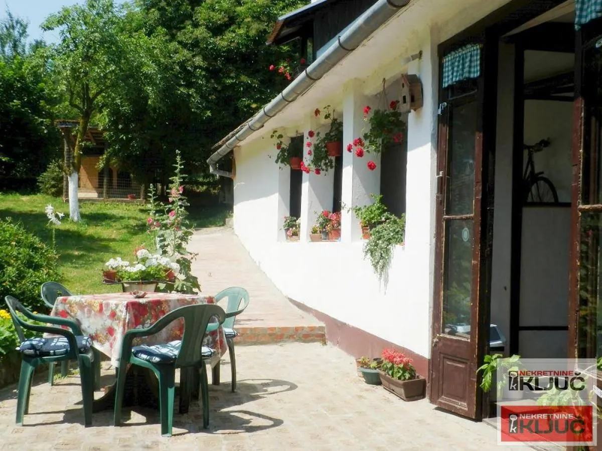 Sale, house, 334m², Čerević, Beočin