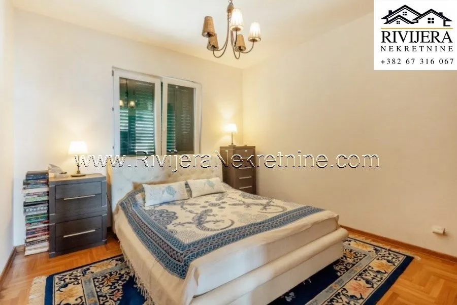 Prodaja, trosoban stan, 190m², Savina, Herceg Novi