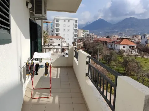 Sale, two bedroom apartment, 104m², Šušanj, Bar - image 11