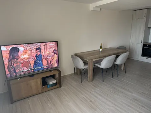 Rent, one bedroom apartment, 52m², Reževići, Budva - image 6