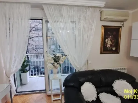 Rent, three bedroom apartment, 62m², Savski Venac, Beograd - image 3