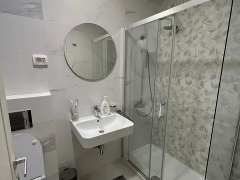 Rent, one bedroom apartment, 43m², Central Point, Podgorica - image 10