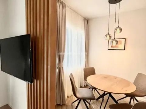 Rent, two bedroom apartment, 60m², Tivat, Crna Gora - image 8