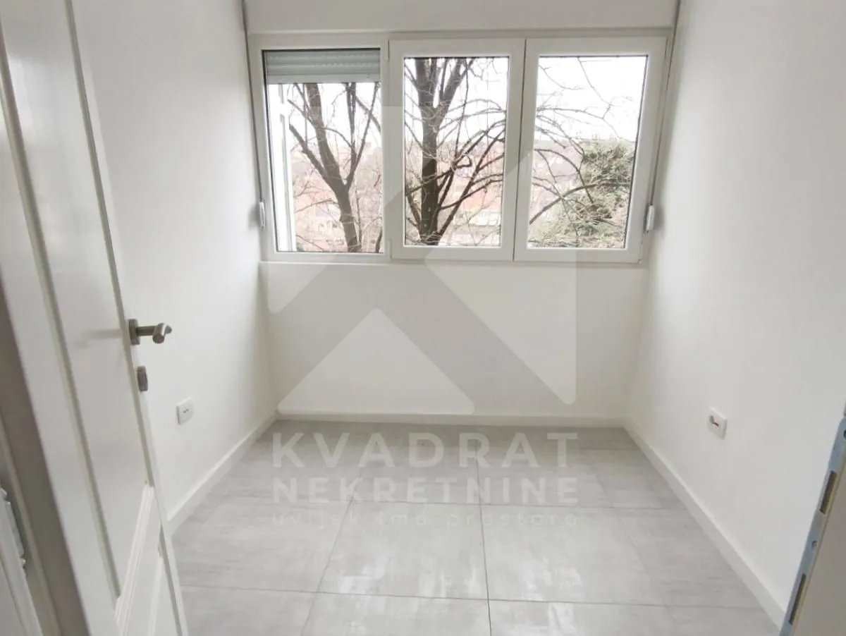 Rent, office space, 50m², Preko Morače, Podgorica