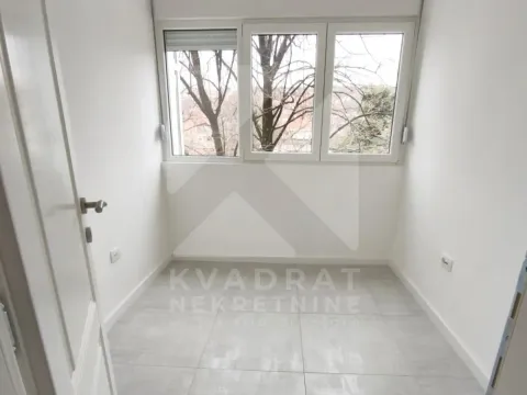 Rent, office space, 50m², Preko Morače, Podgorica - image 4