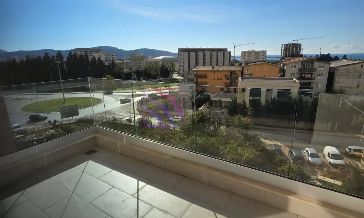 Prodaja, dvosoban stan, 69m², Šušanj, Bar