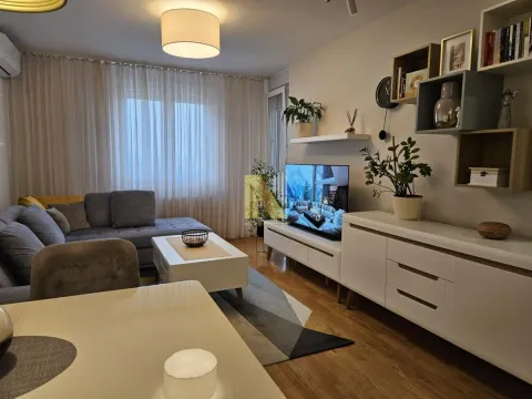 Prodaja, dvosoban stan, 41m², Salajka, Novi Sad Sve Podlokacije - image 3