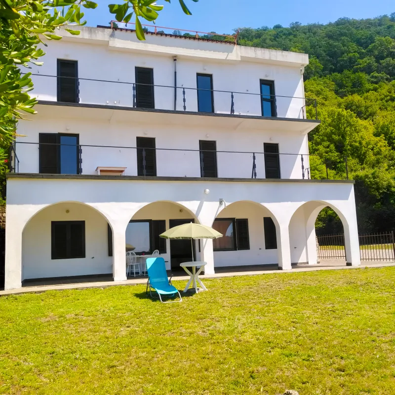 Sale, house, 480m², Petrovac, Budva