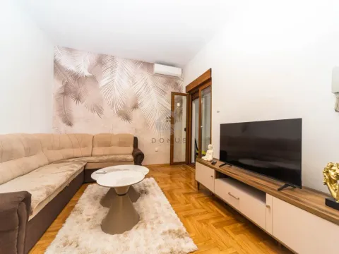 Izdavanje, jednosoban stan, 45m², Pobrežje, Podgorica - image 2