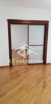Rent, four bedroom apartment, 130m², Slavija, Vračar Sve Podlokacije - image 3