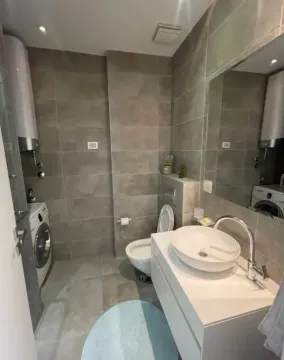 Izdavanje, jednosoban stan, 50m², Centar, Podgorica - image 5