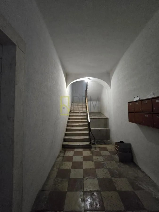 Prodaja, trosoban stan, 72m², Kotor, Crna Gora