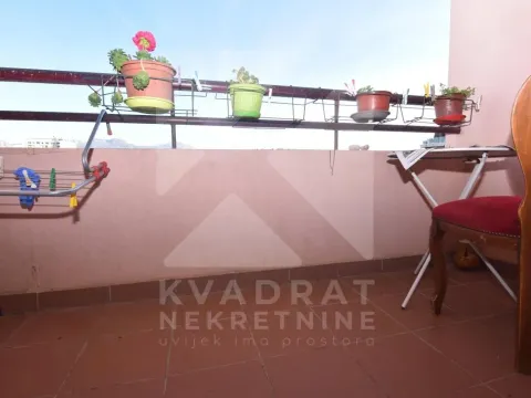 Prodaja, trosoban stan, 108m², Malo Brdo, Podgorica - image 13