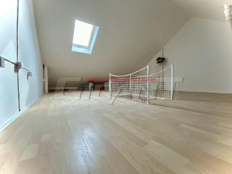 Sale, house, 257m², Filmski Grad, Beograd - image 11