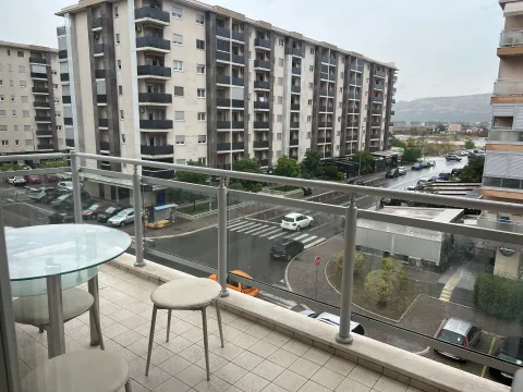 Rent, one bedroom apartment, 63m², City Kvart, Podgorica - image 12