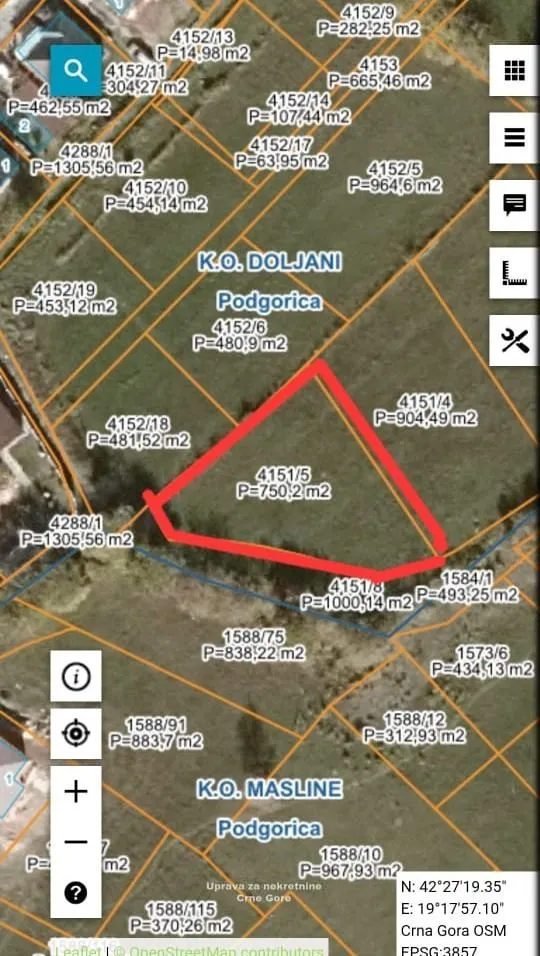 Katastarski plan prikazuje zemljišnu parcelu sa ucrtanim granicama.