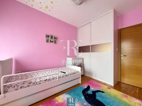 Rent, two bedroom apartment, 64m², City Kvart, Podgorica - image 11