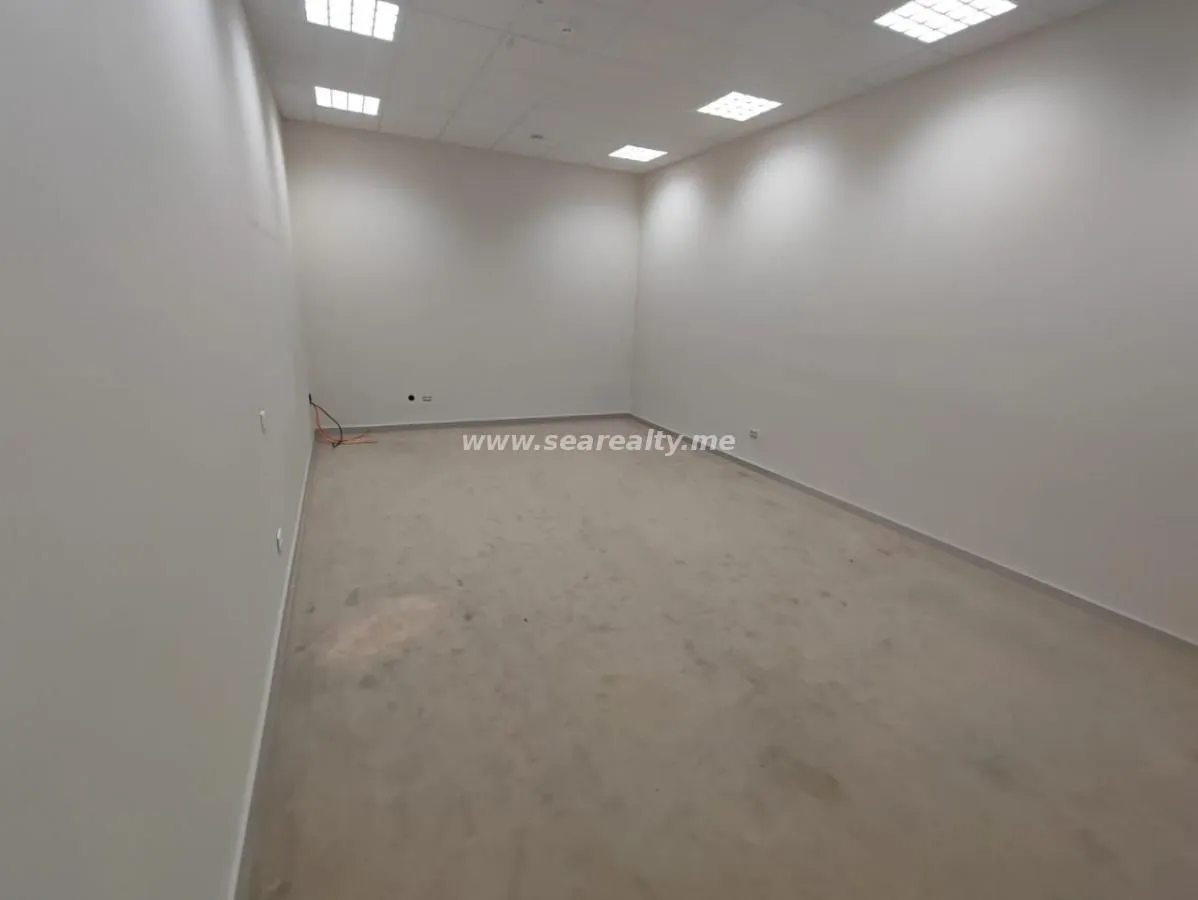 Rent, office space, 220m², Centar, Tivat