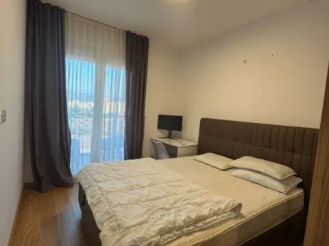 Izdavanje, dvosoban stan, 72m², New City, Podgorica - image 3