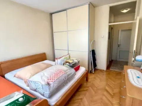 Prodaja, trosoban stan, 100m², Pejton, Podgorica - image 12