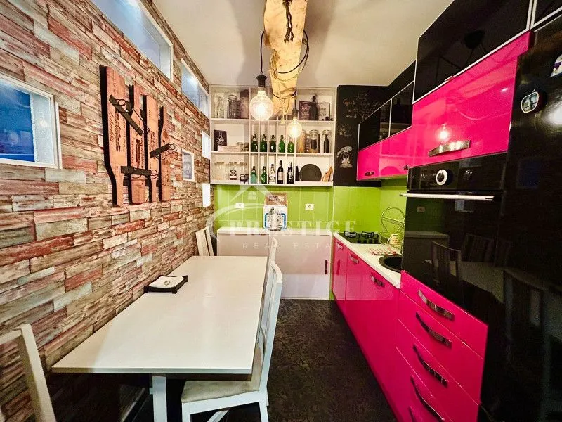 Izdavanje, dvosoban stan, 74m², City Kvart, Podgorica