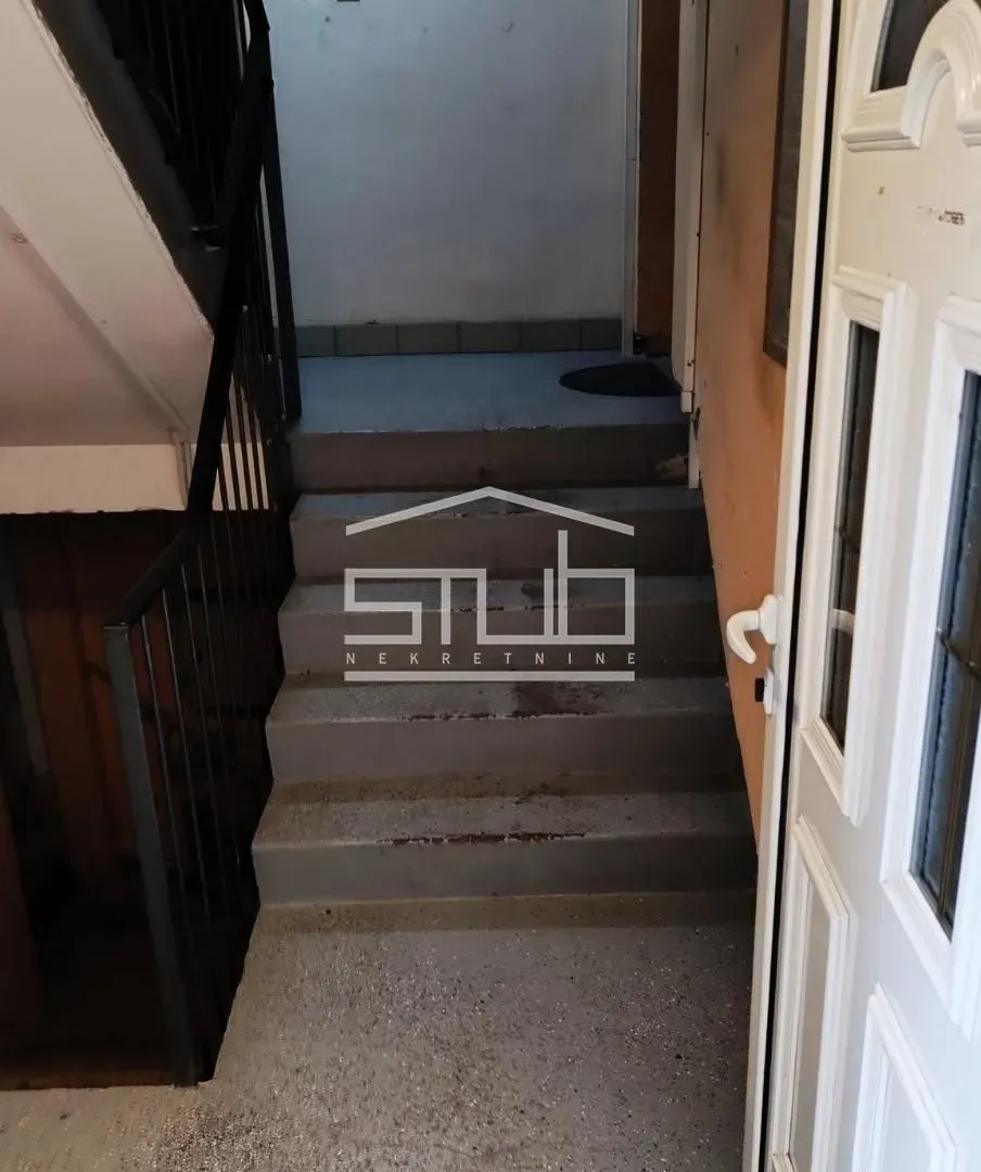 Prodaja, jednosoban stan, 32m², Voždovac Sve Podlokacije, Beograd