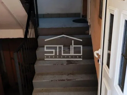Sale, one bedroom apartment, 32m², Voždovac Sve Podlokacije, Beograd - image 2
