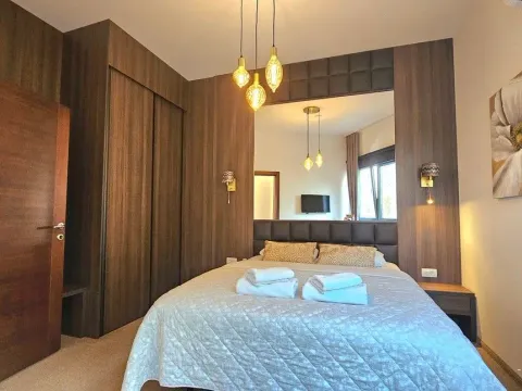 Prodaja, dvosoban stan, 79m², Bečići, Budva - image 12