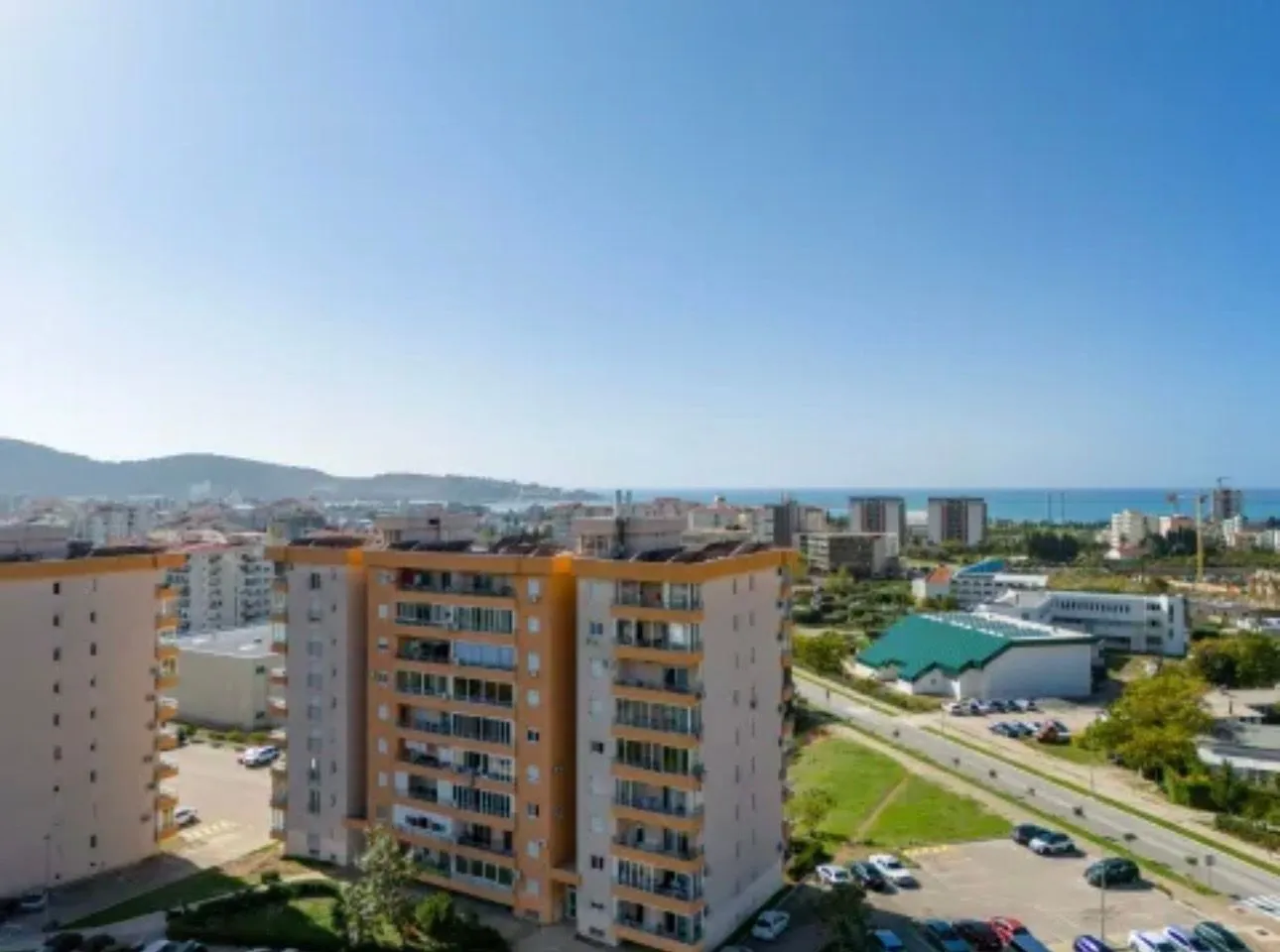Prodaja, dvosoban stan, 69m², Centar, Bar