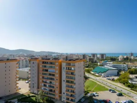 Prodaja, dvosoban stan, 69m², Centar, Bar - image 4