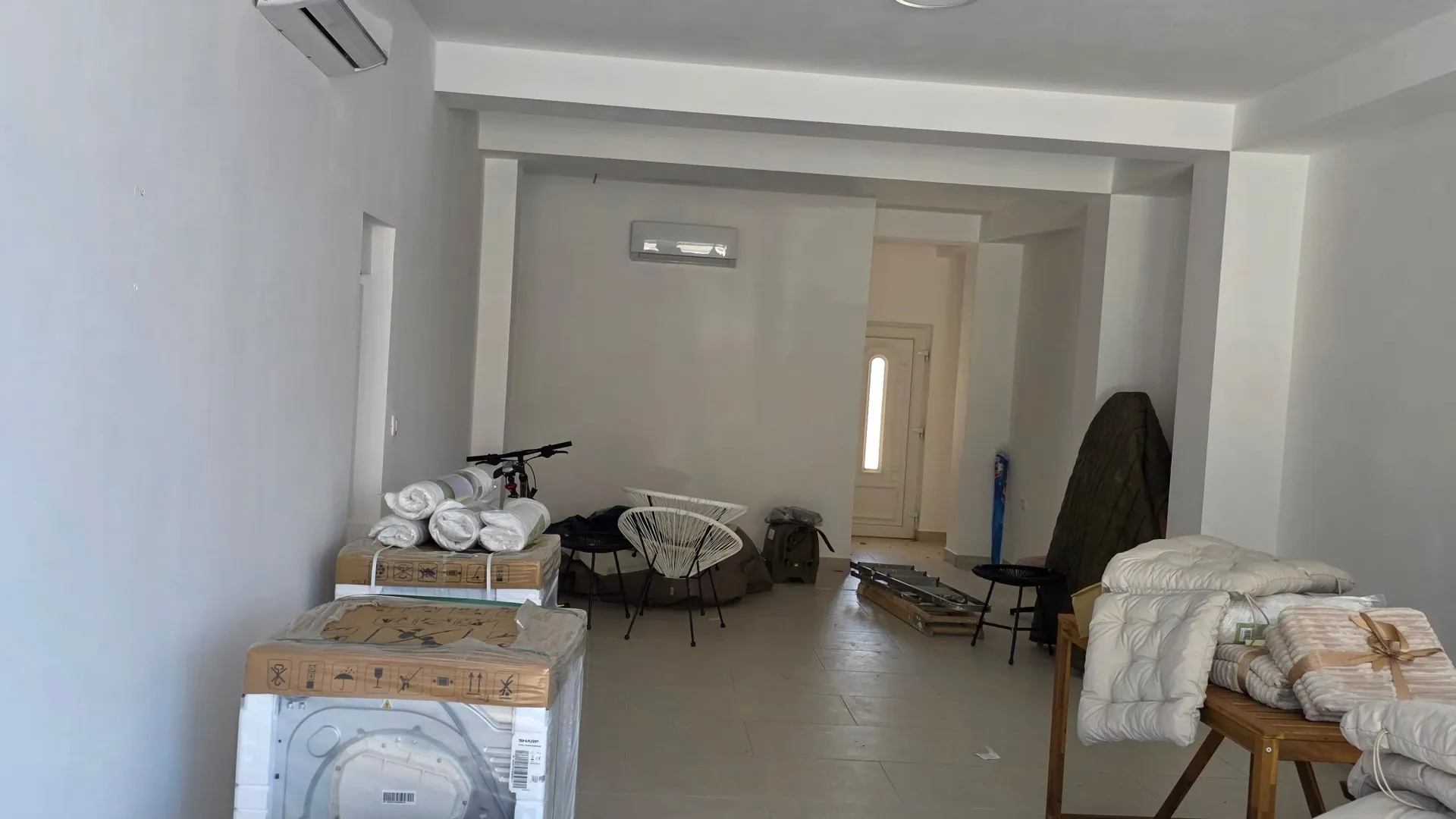 Rent, office space, 55m², Kalimanj, Tivat