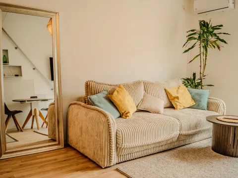 Prodaja, dvosoban stan, 50m², Muo, Kotor - image 19