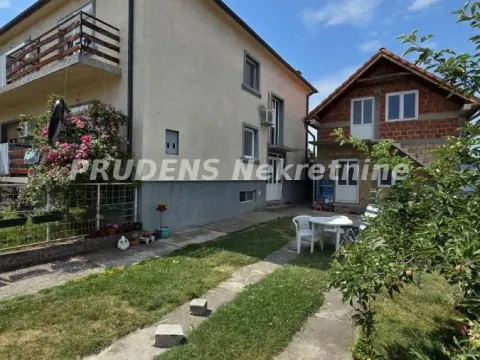 Sale, house, 250m², Jakovo, Surčin - image 1