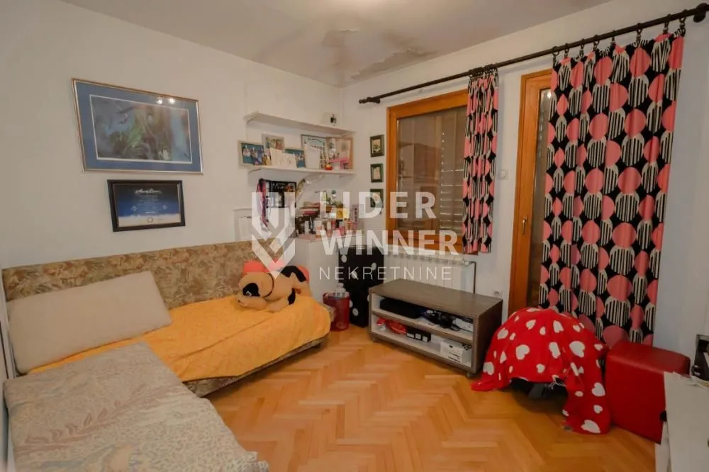 Sale, house, 182m², Bežanijska Kosa 3, Bežanijska Kosa Sve Podlokacije