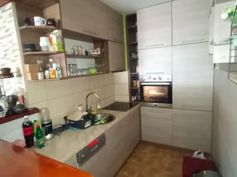 Izdavanje, dvosoban stan, 65m², Stari Aerodrom, Podgorica - image 7