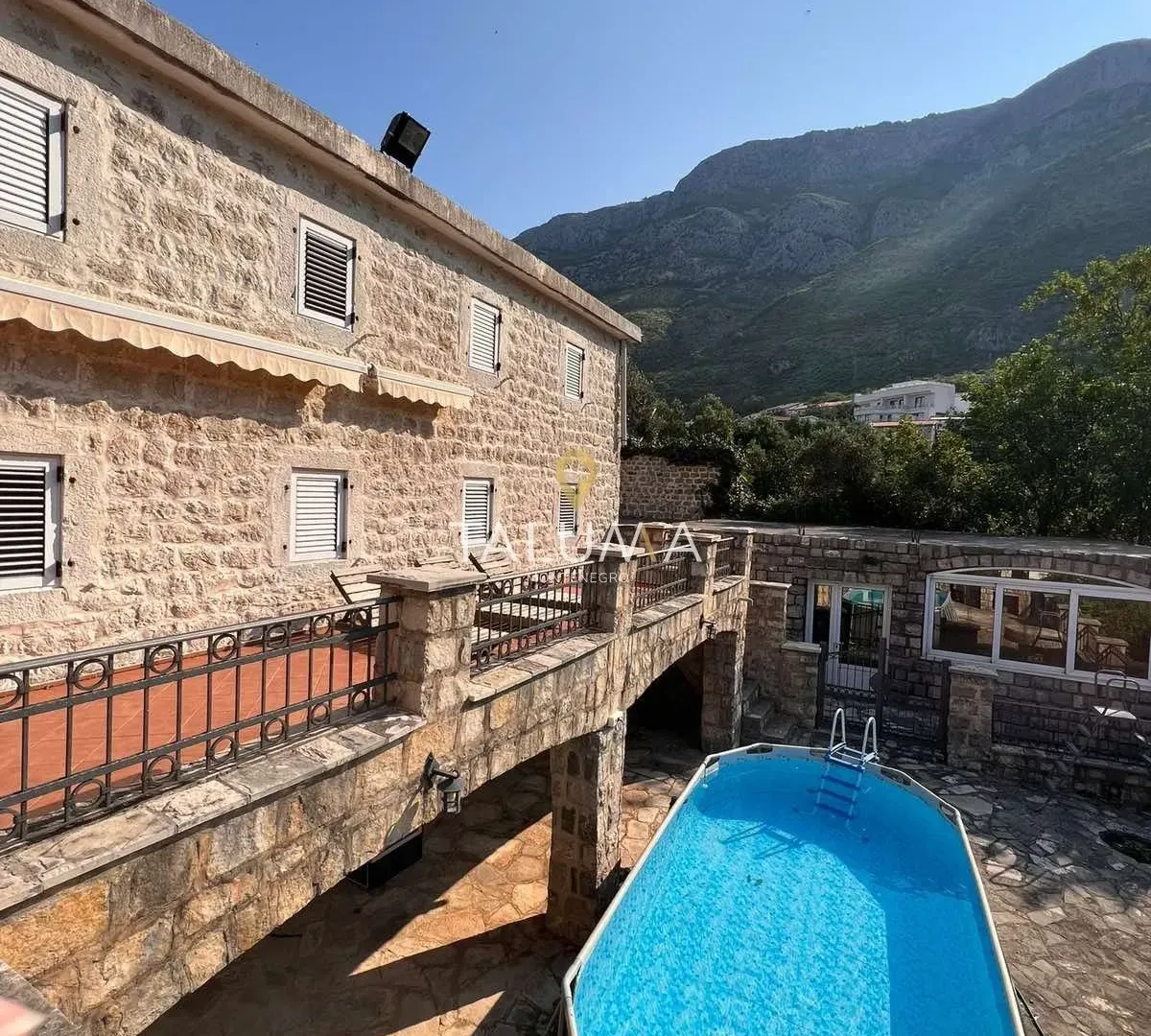 Sale, house, 300m², Rijeka Reževići, Budva