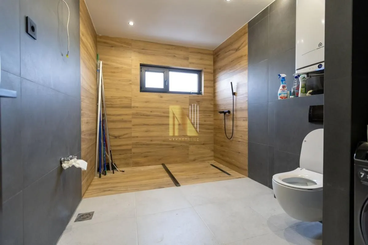 Prodaja, kuća, 122m², Veternik, Novi Sad Sve Podlokacije