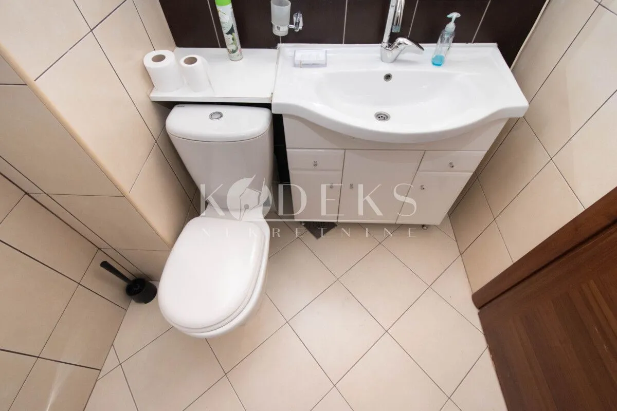 Rent, three bedroom apartment, 92m², City Kvart, Podgorica