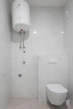 Izdavanje, jednosoban stan, 57m², Bečići, Budva - image 4