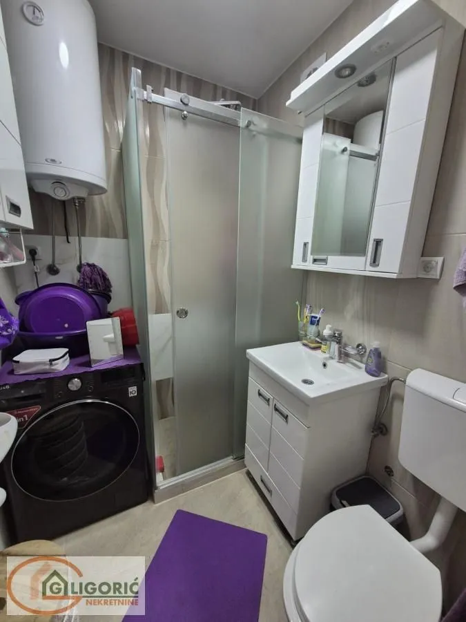 Prodaja, dvosoban stan, 61m², Vidikovački venac, Rakovica
