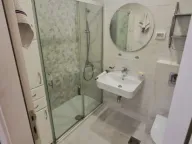 Izdavanje, jednosoban stan, 50m², Central Point, Podgorica - image 6