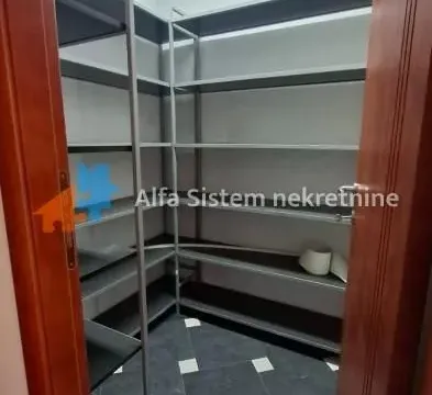 Izdavanje, poslovni prostor, 106m², Stari Grad, Beograd - image 16