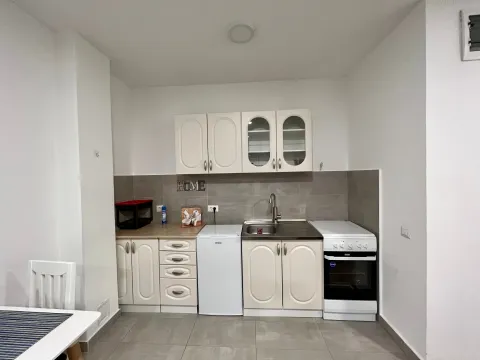 Izdavanje, garsonjera, 34m², Zabjelo, Podgorica - image 4