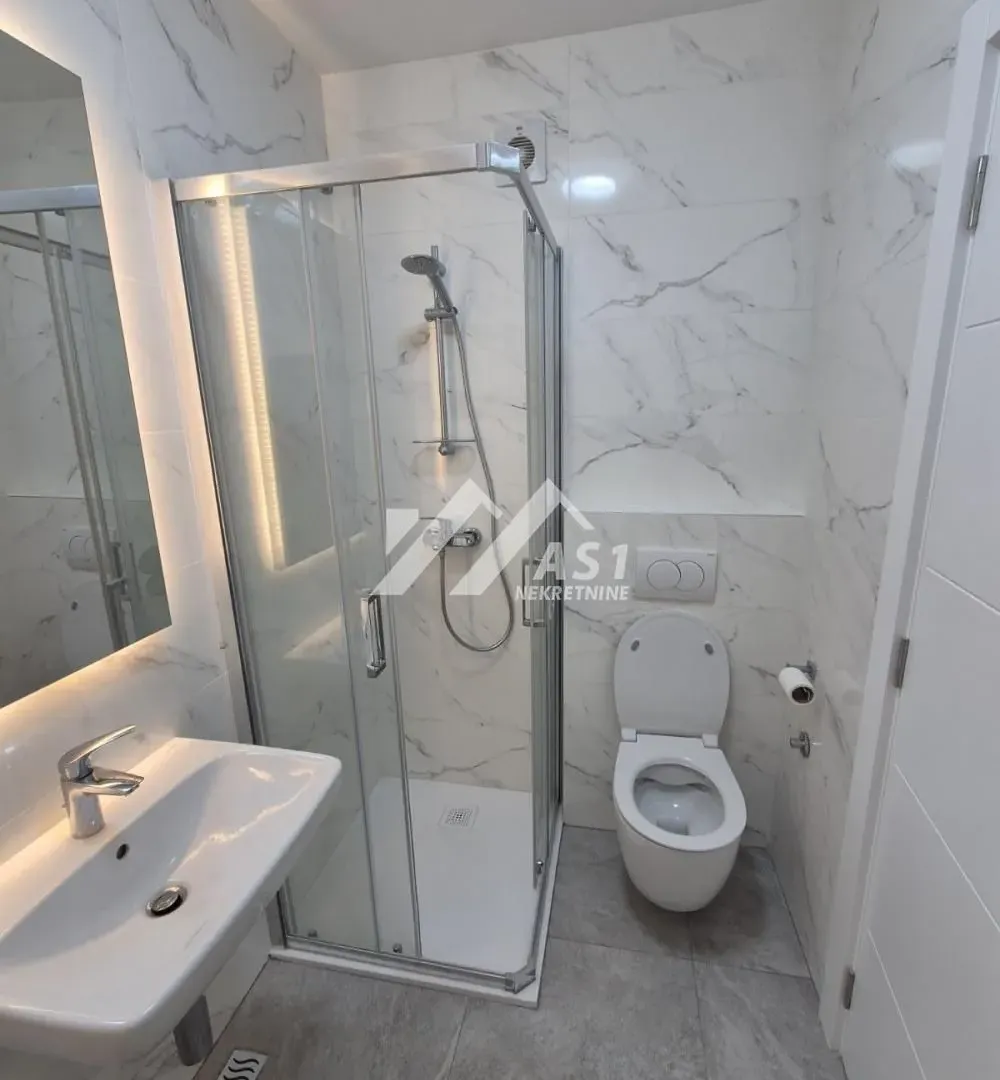 Izdavanje, jednosoban stan, 44m², Telep, Novi Sad Sve Podlokacije