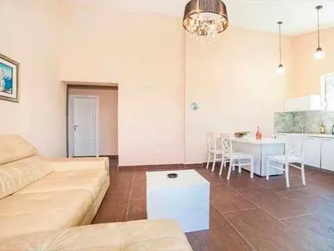 Rent, one bedroom apartment, 50m², Kavač, Kotor - image 4