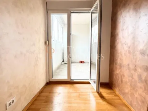 Prodaja, stan, 49m², Stari Aerodrom, Podgorica - image 5